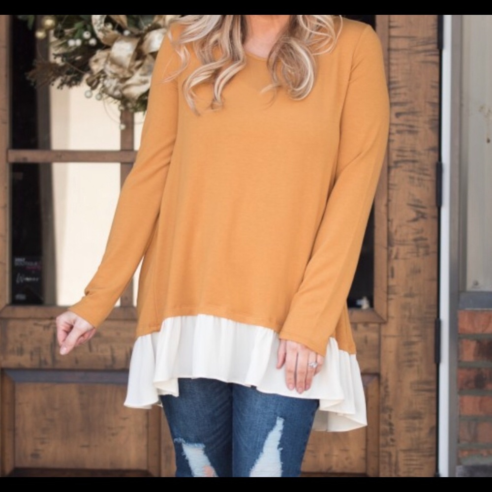Woman’s ruffle tunic